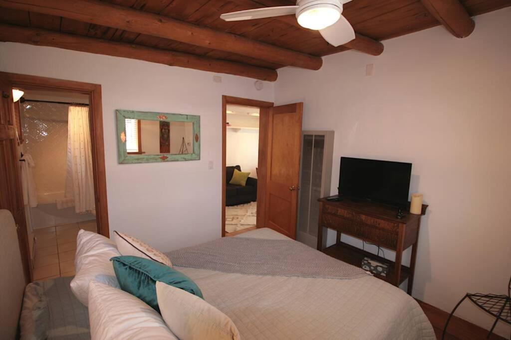 Willa Galisteo Getaway - Courtyard - Near Railyard Santa Fe Zewnętrze zdjęcie